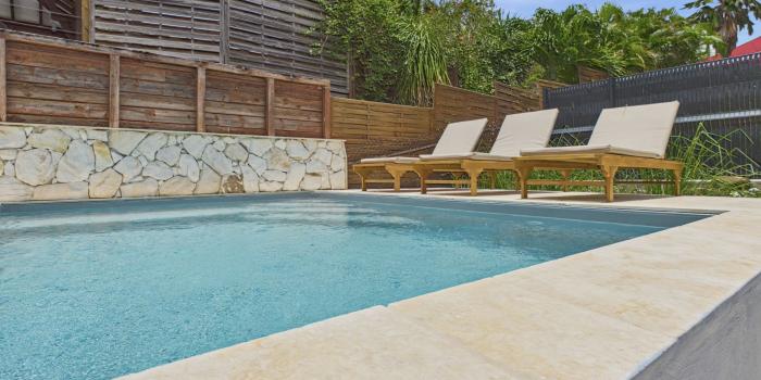 Location villa tout à pied 8 personnes Martinique  -1 bac à punch